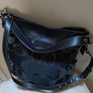 Coach Optic Signature Zoe Hobo Shoulder Bag F14710
